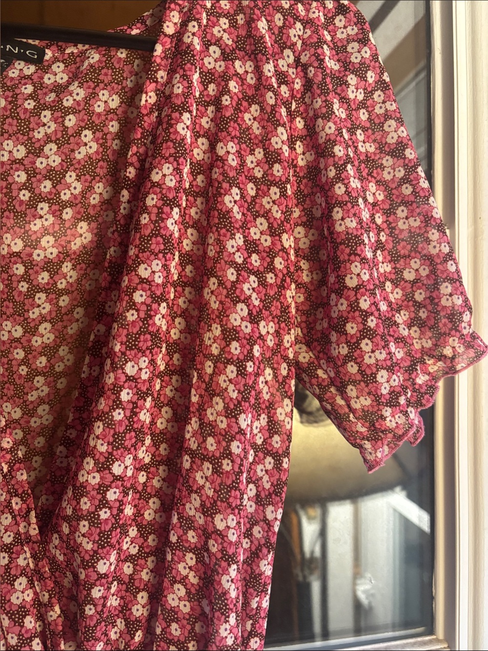 FANG Pink Floral Puff-Sleeve Wrap Top